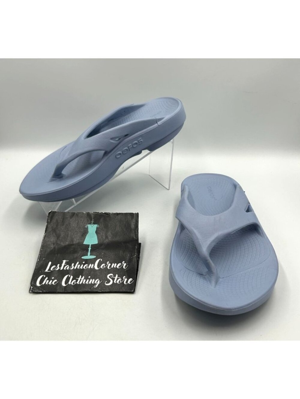 OOFOS  Women's Light Blue Rubber OOriginal Recovery Sandals Size 7 3528